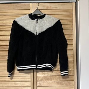 NIKE fuzzy jacket